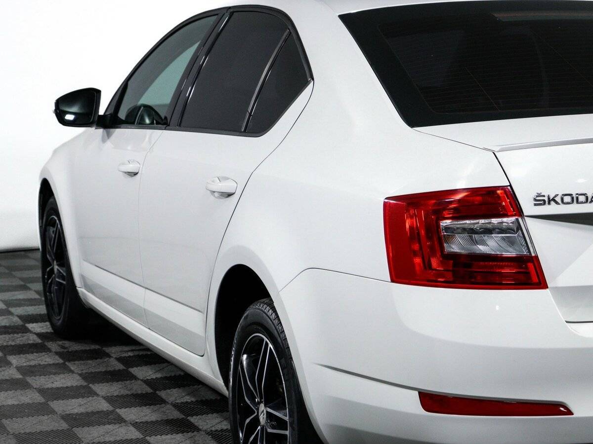 Skoda Octavia б/у, 2014, Механическая. Фото: #19