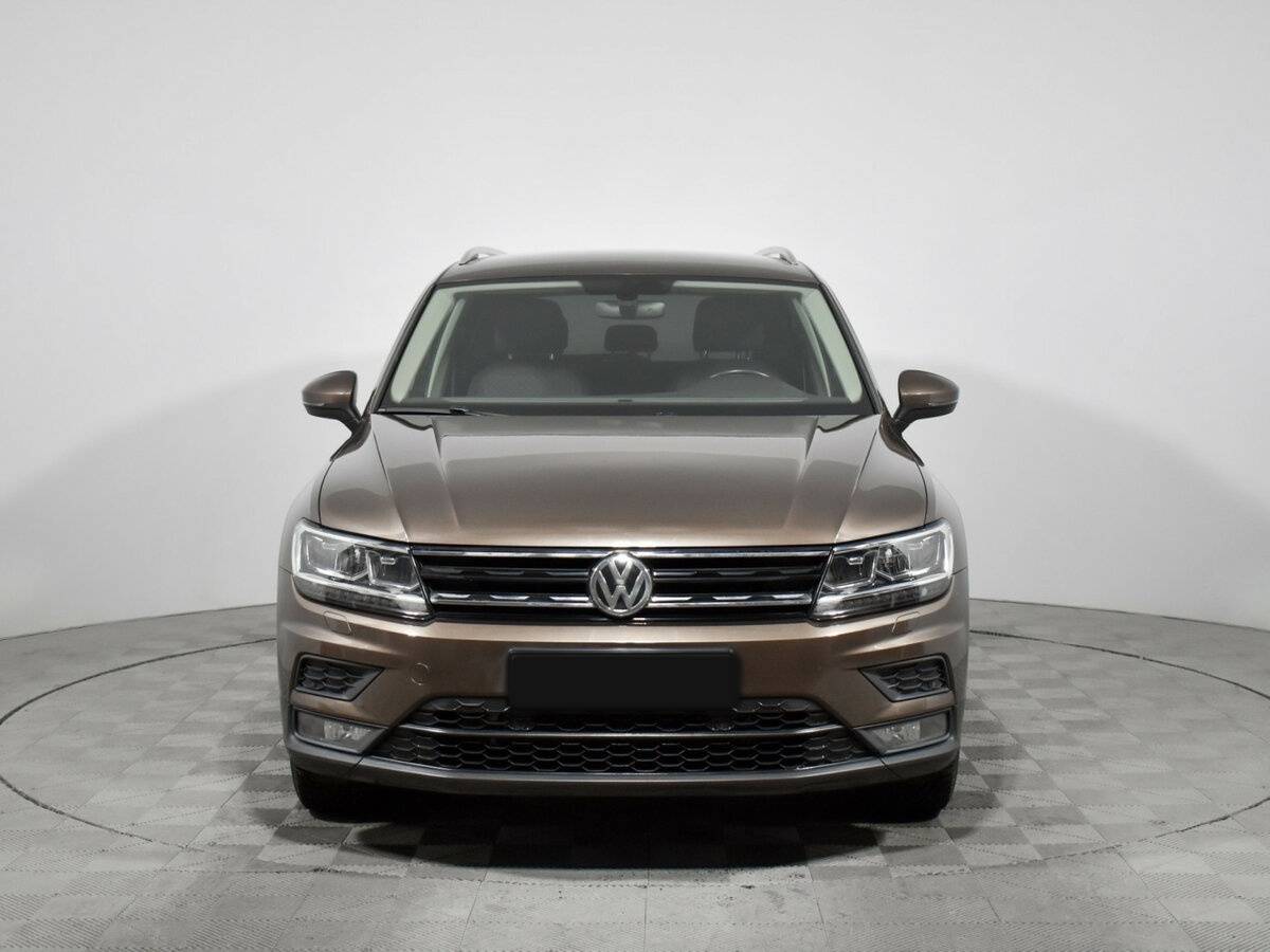 Volkswagen Tiguan б/у, 2018, Роботизированная. Фото: #1