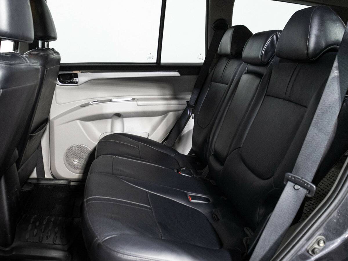 Mitsubishi Pajero Sport б/у, 2013, Автоматическая. Фото: #7