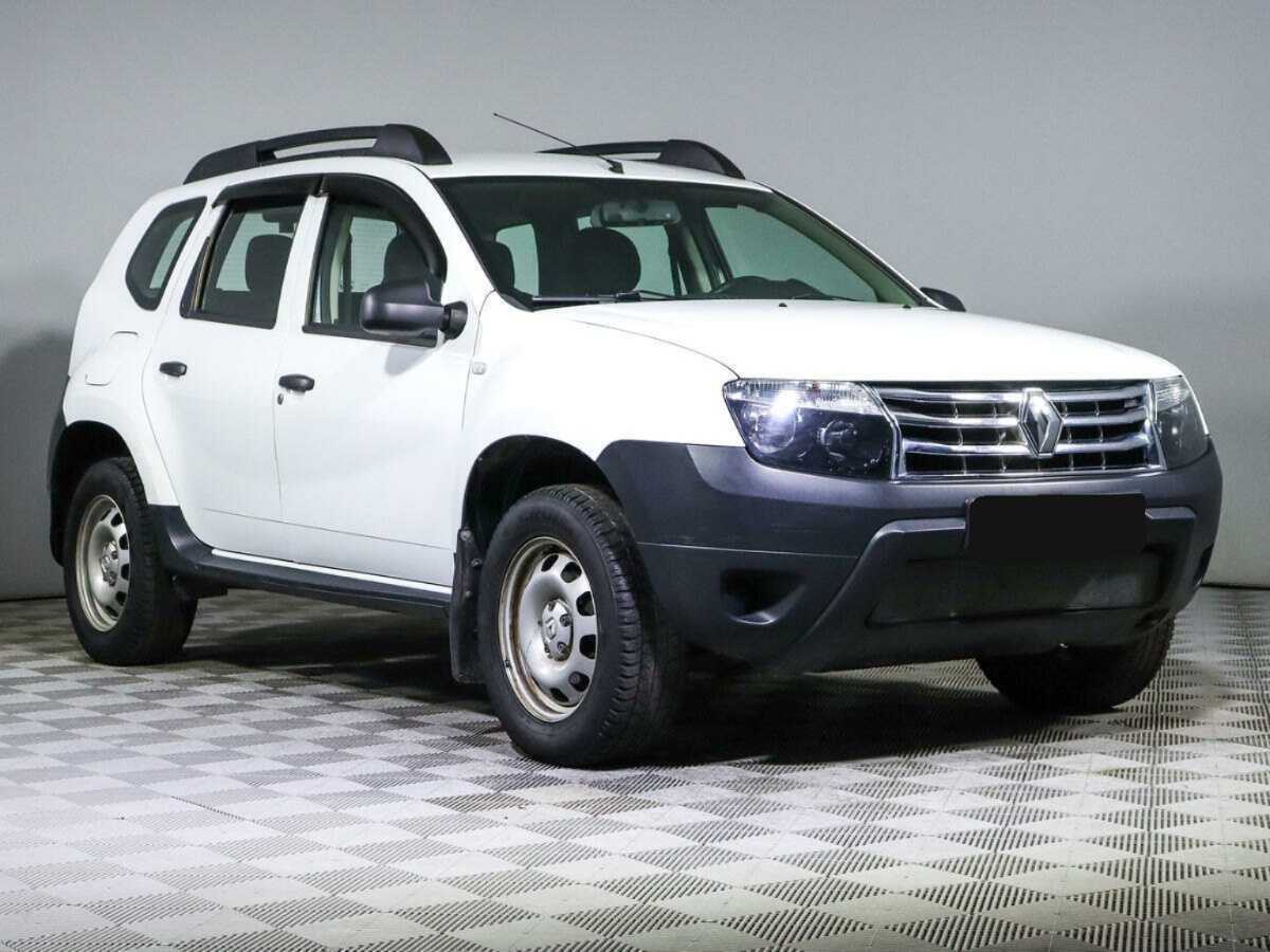 Renault Duster б/у, 2013, Механическая. Фото: #2