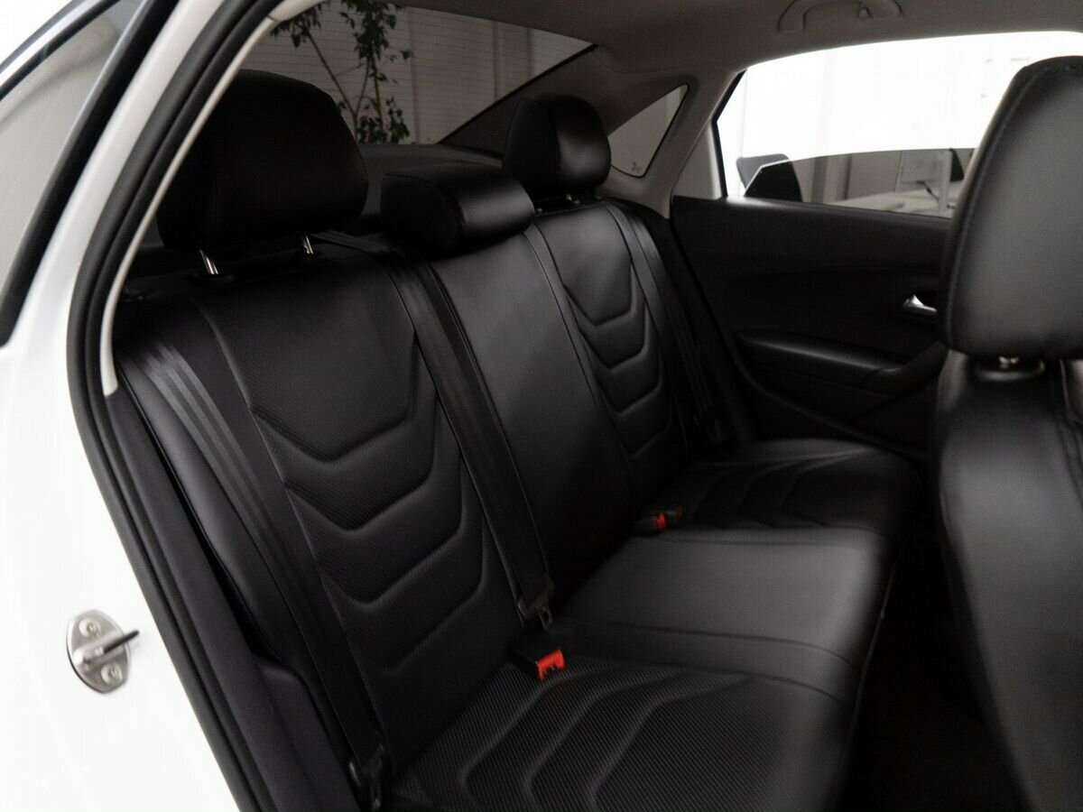 Volkswagen Polo б/у, 2017, Автоматическая. Фото: #7