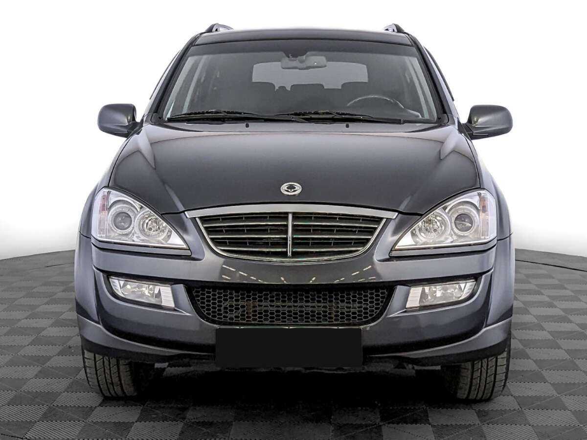 SsangYong Kyron б/у, 2014, Автоматическая. Фото: #1
