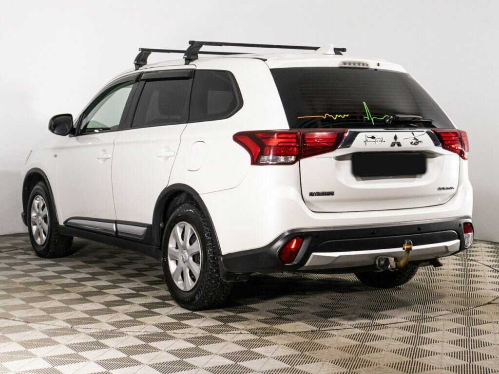 Mitsubishi Outlander б/у, 2018, Вариатор. Фото: #6