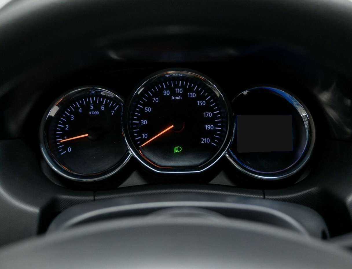 Renault Duster б/у, 2016, Автоматическая. Фото: #17