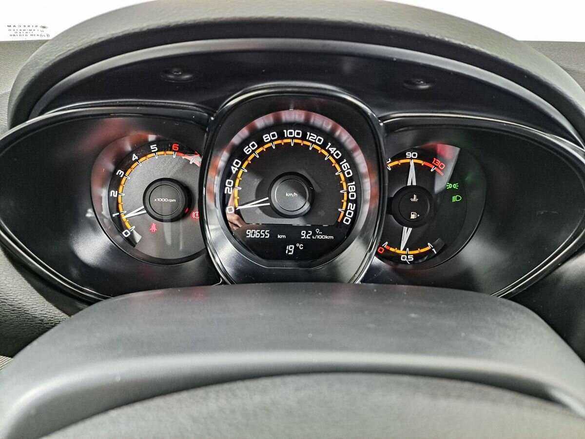 Lada (ВАЗ) Vesta б/у, 2019, Механическая. Фото: #10