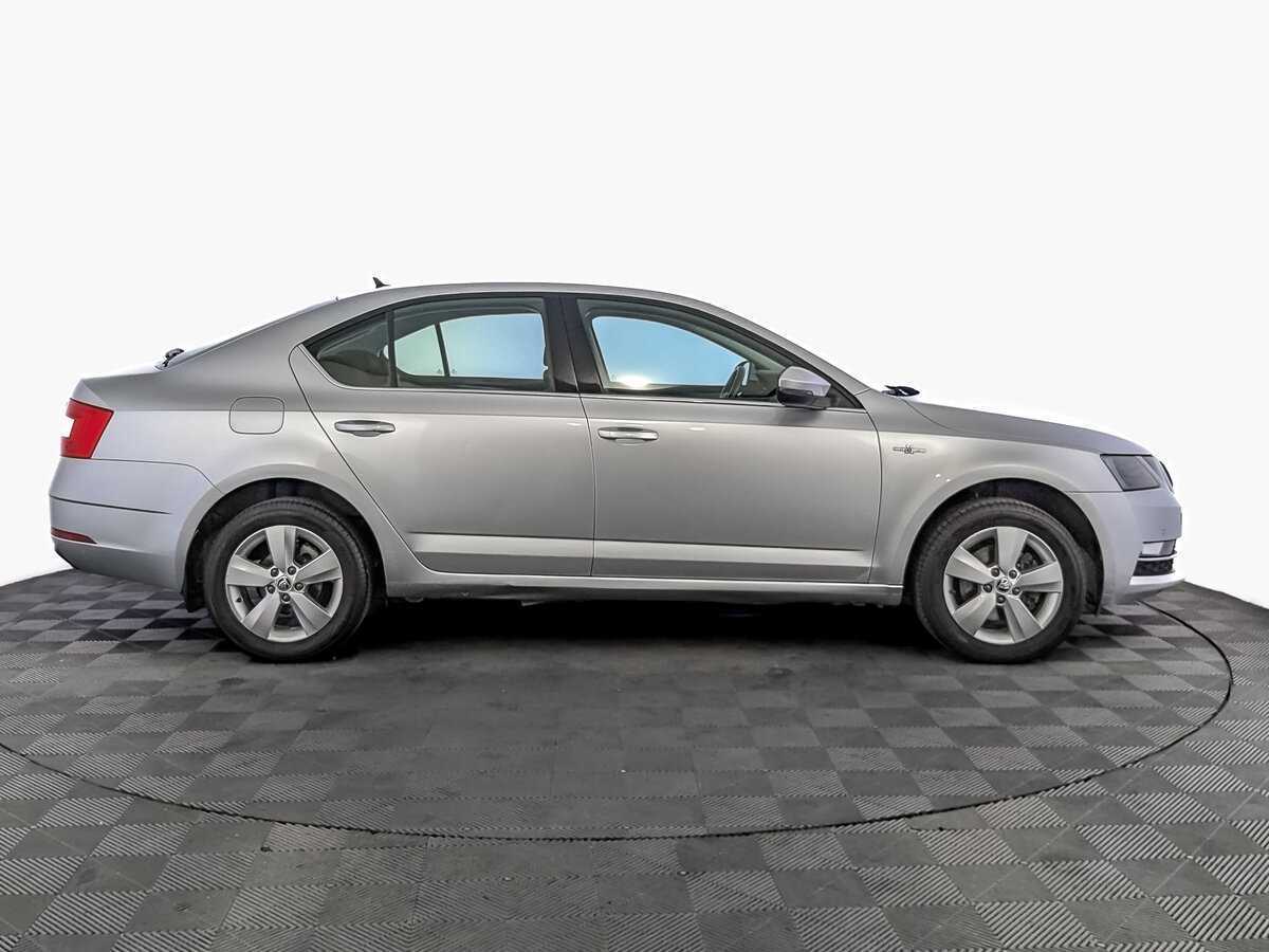 Skoda Octavia б/у, 2020, Автоматическая. Фото: #3