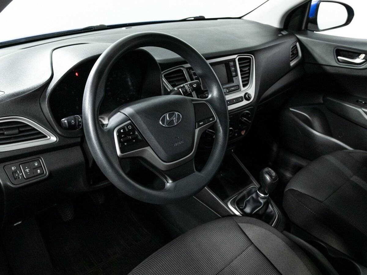 Hyundai Solaris б/у, 2019, Механическая. Фото: #10