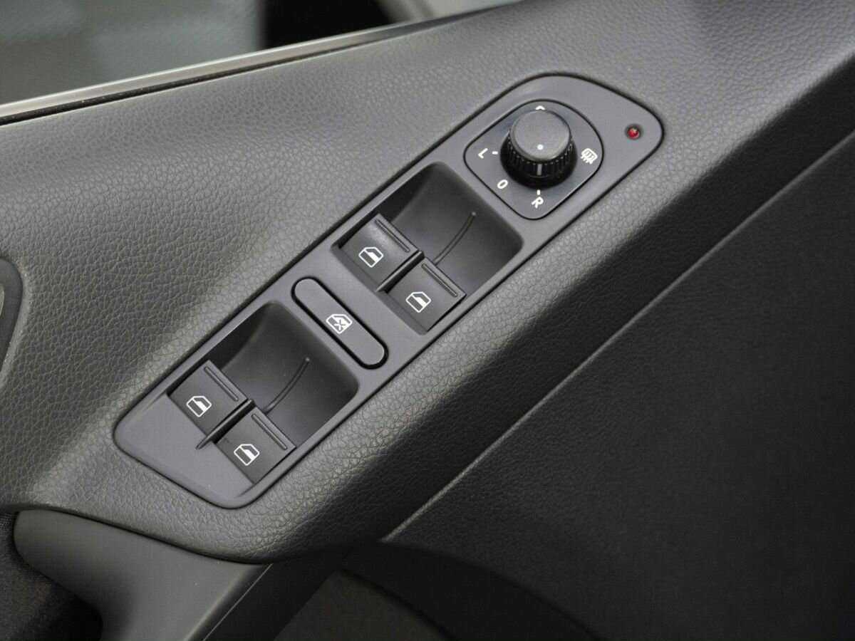 Volkswagen Tiguan б/у, 2014, Роботизированная. Фото: #16