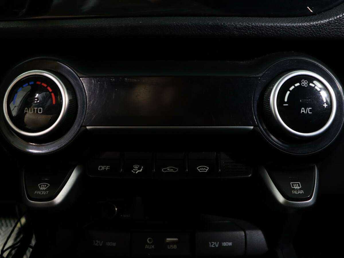 Kia Rio б/у, 2018, Механическая. Фото: #20