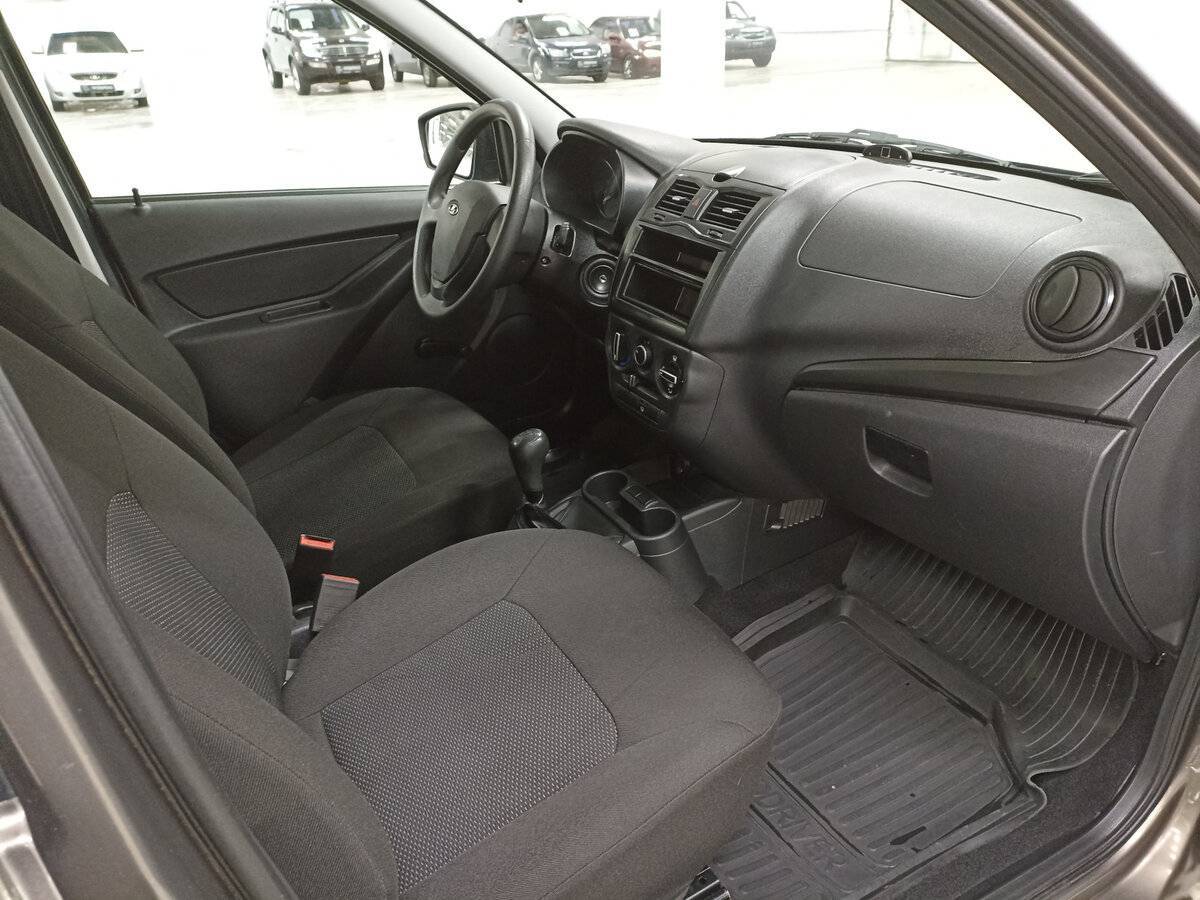 Lada (ВАЗ) Granta б/у, 2019, Механическая. Фото: #10