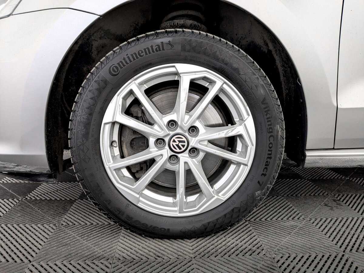 Volkswagen Polo б/у, 2019, Автоматическая. Фото: #17