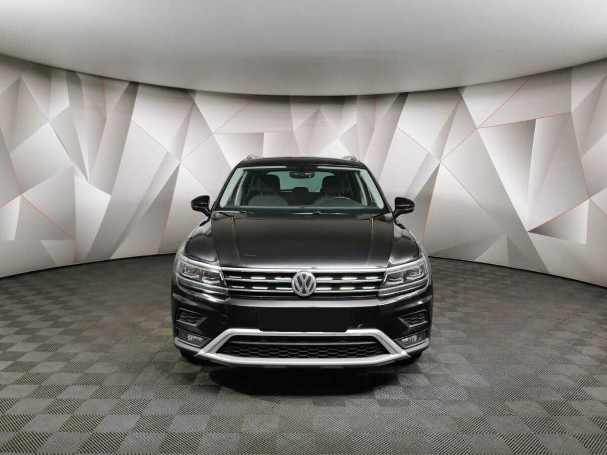 Volkswagen Tiguan б/у, 2018, Роботизированная. Фото: #6