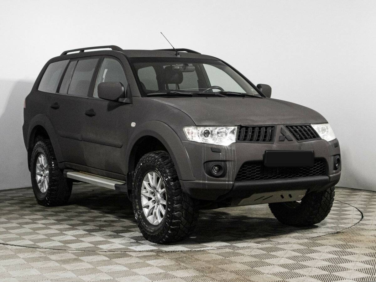 Mitsubishi Pajero Sport б/у, 2012, Автоматическая. Фото: #2