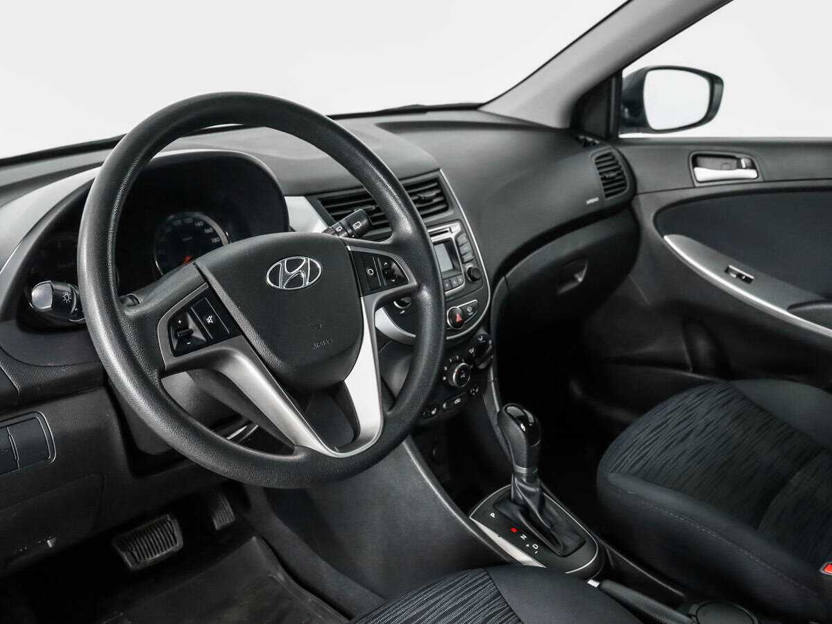 Hyundai Solaris б/у, 2015, Автоматическая. Фото: #8