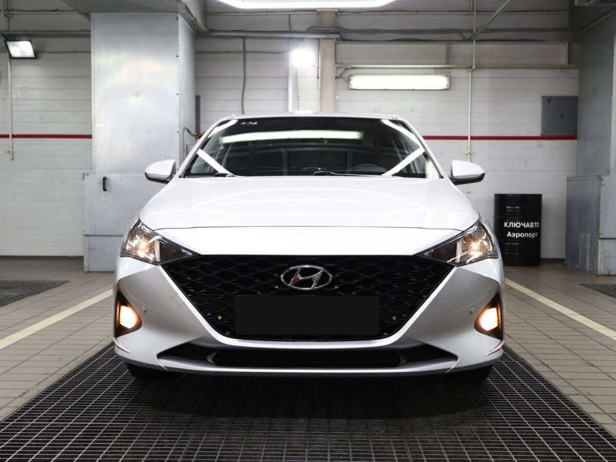 Hyundai Solaris б/у, 2021, Автоматическая. Фото: #1