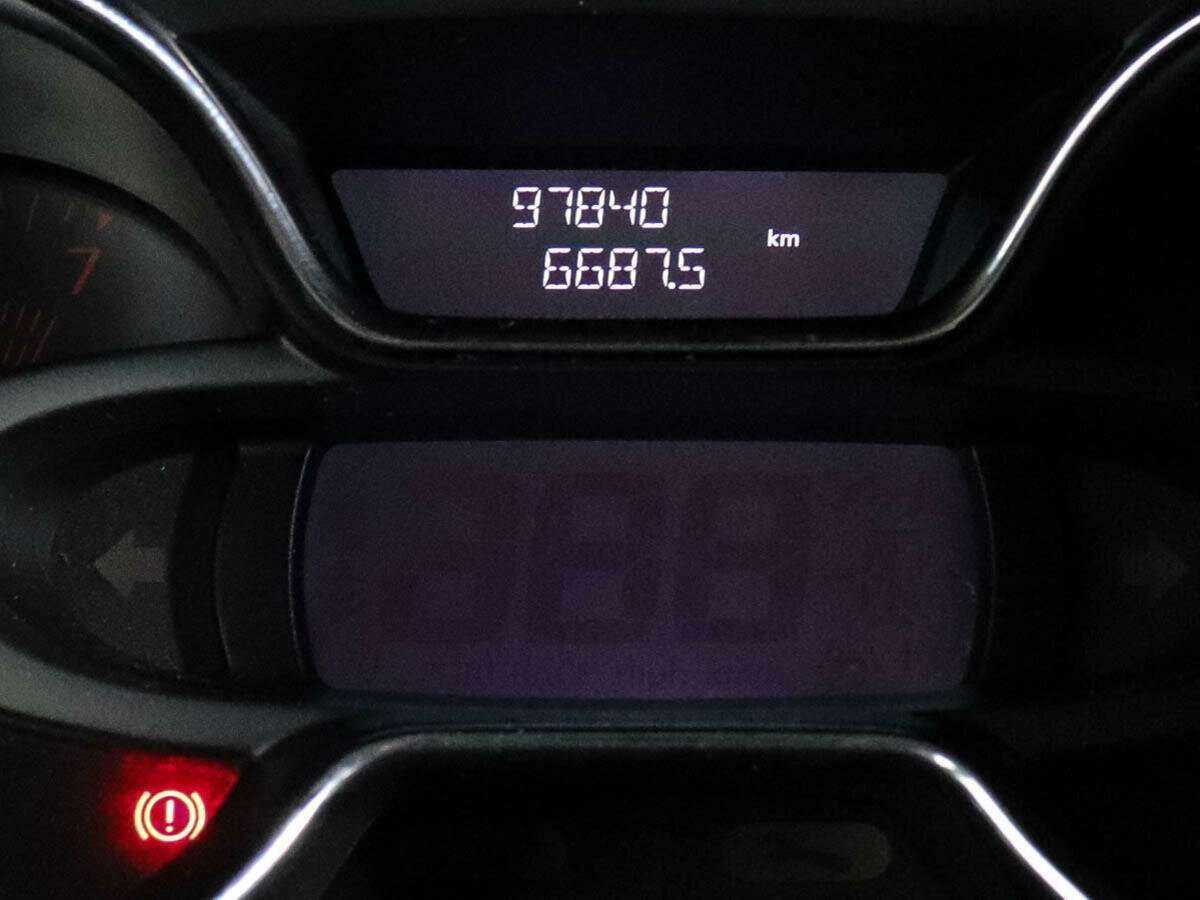 Renault Kaptur б/у, 2017, Автоматическая. Фото: #9