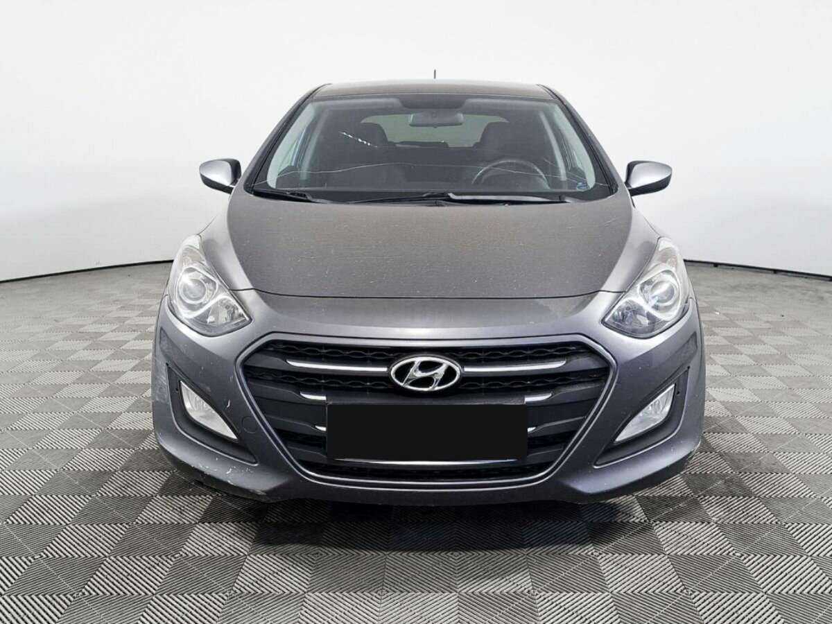 Hyundai i30 б/у, 2016, Автоматическая. Фото: #1