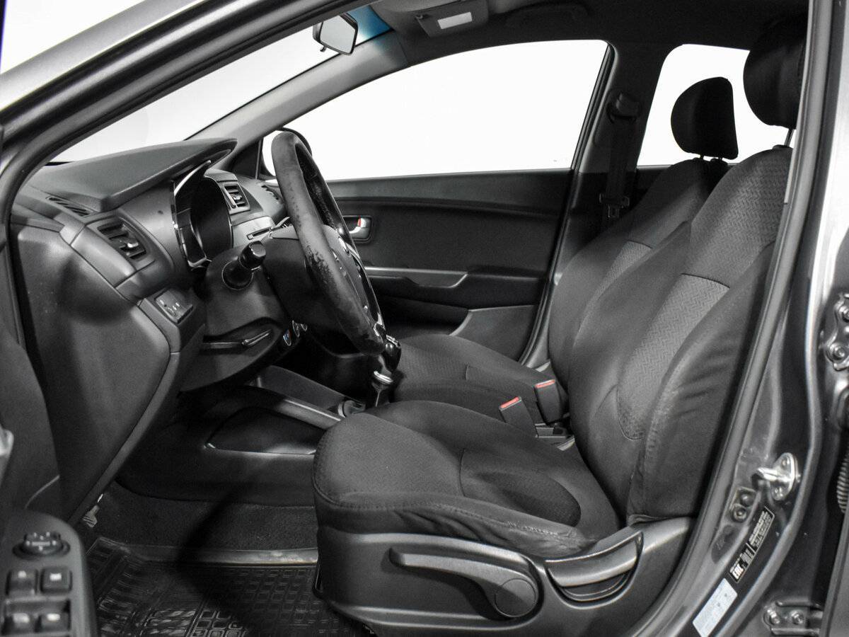 Kia Rio б/у, 2016, Механическая. Фото: #9