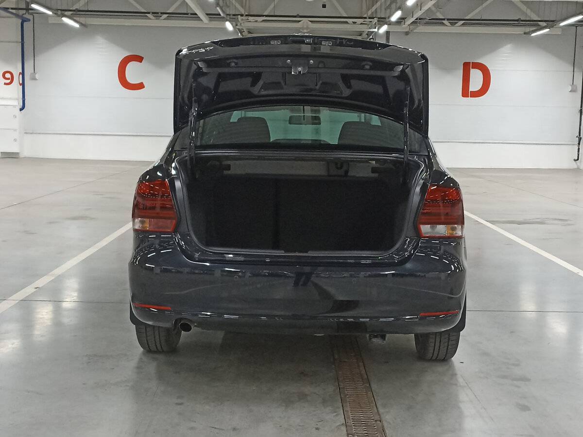 Volkswagen Polo б/у, 2018, Механическая. Фото: #9