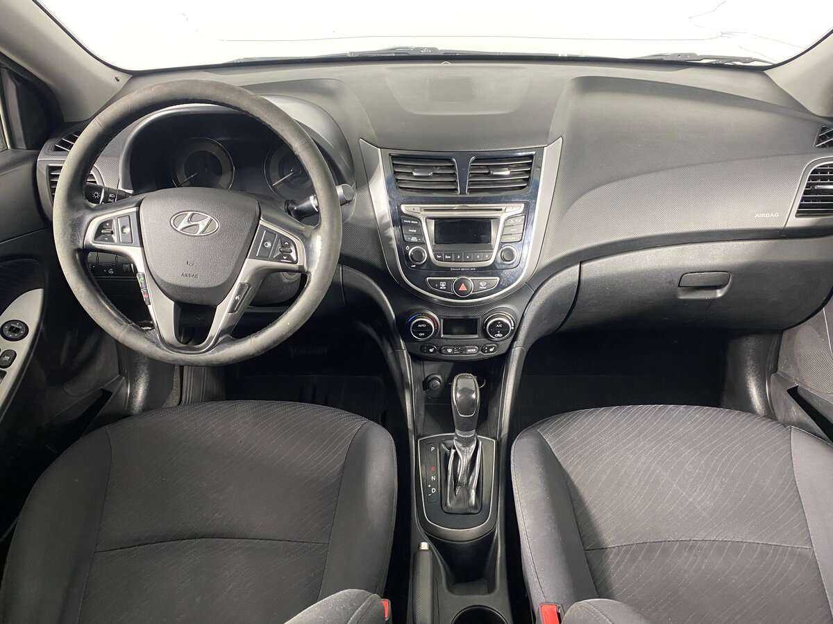Hyundai Solaris б/у, 2015, Автоматическая. Фото: #10