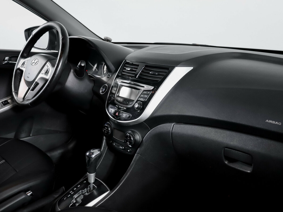 Hyundai Solaris б/у, 2012, Автоматическая. Фото: #6