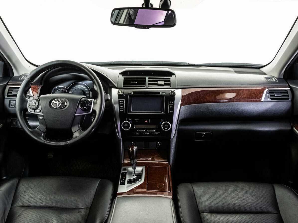 Toyota Camry б/у, 2014, Автоматическая. Фото: #7