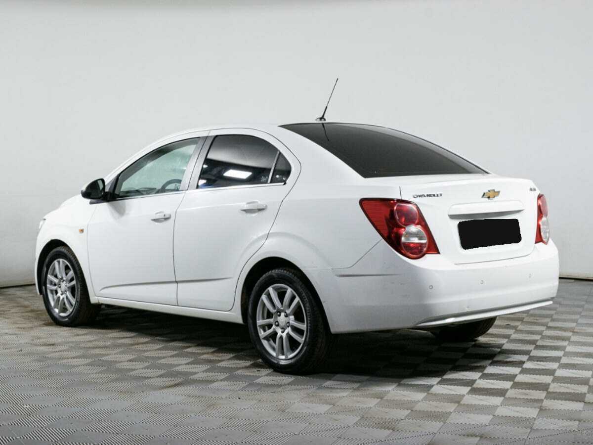Chevrolet Aveo б/у, 2013, Механическая. Фото: #5