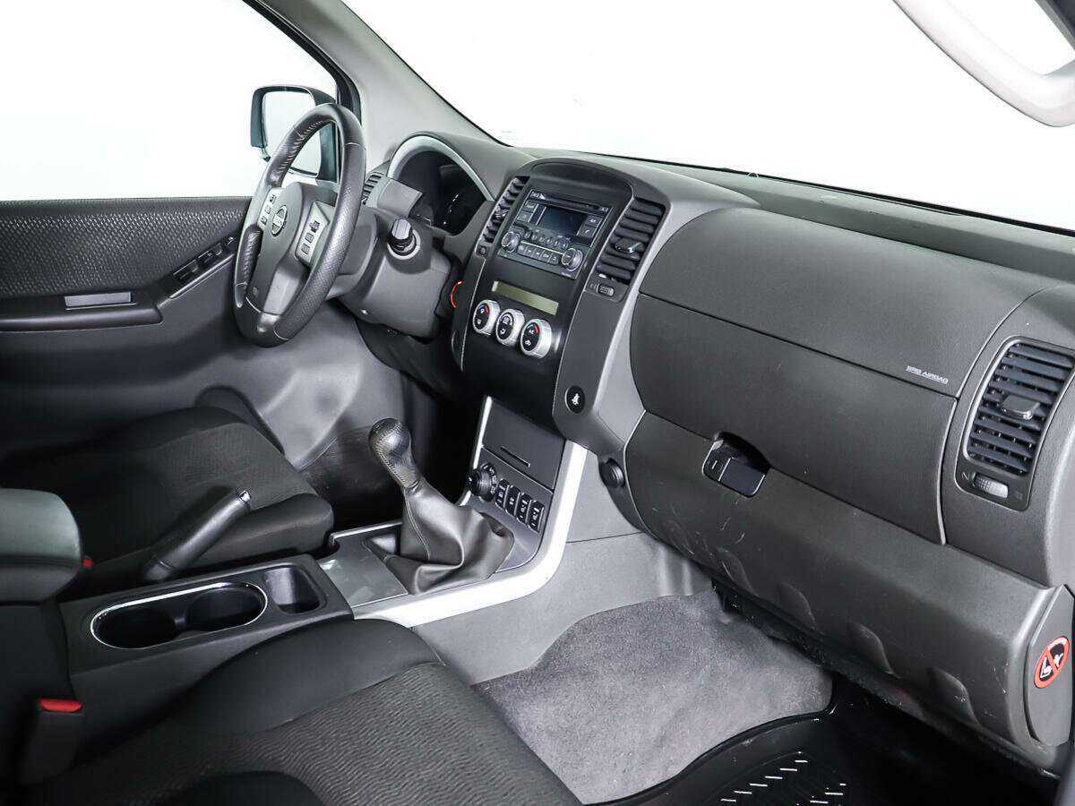 Nissan Pathfinder б/у, 2012, Механическая. Фото: #8