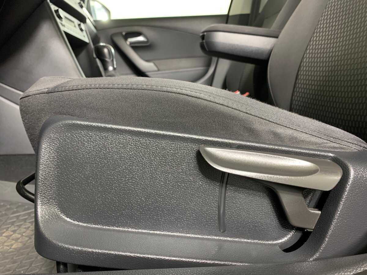 Volkswagen Polo б/у, 2013, Автоматическая. Фото: #16