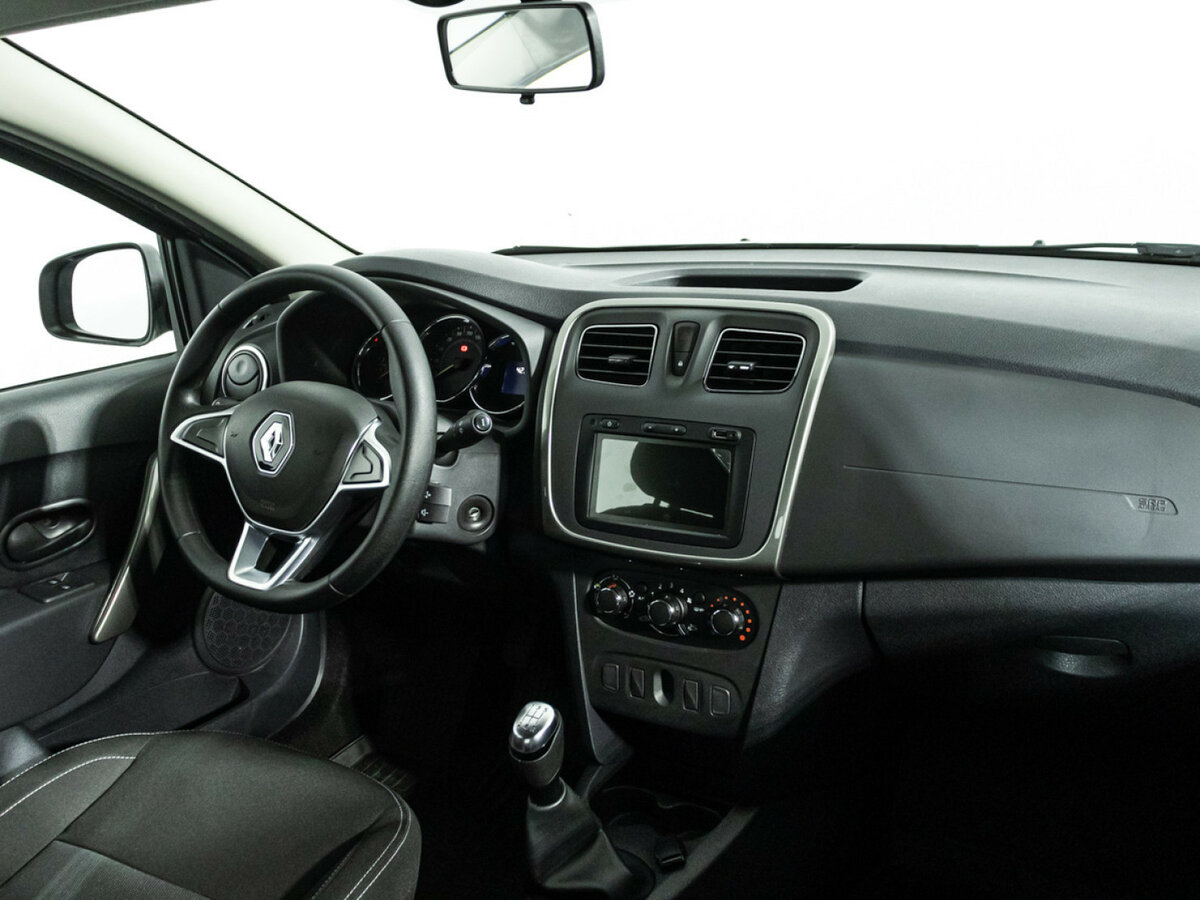 Renault Sandero б/у, 2022, Механическая. Фото: #8