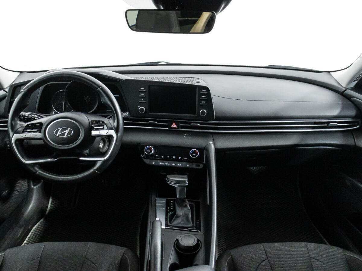 Hyundai Elantra б/у, 2021, Автоматическая. Фото: #12
