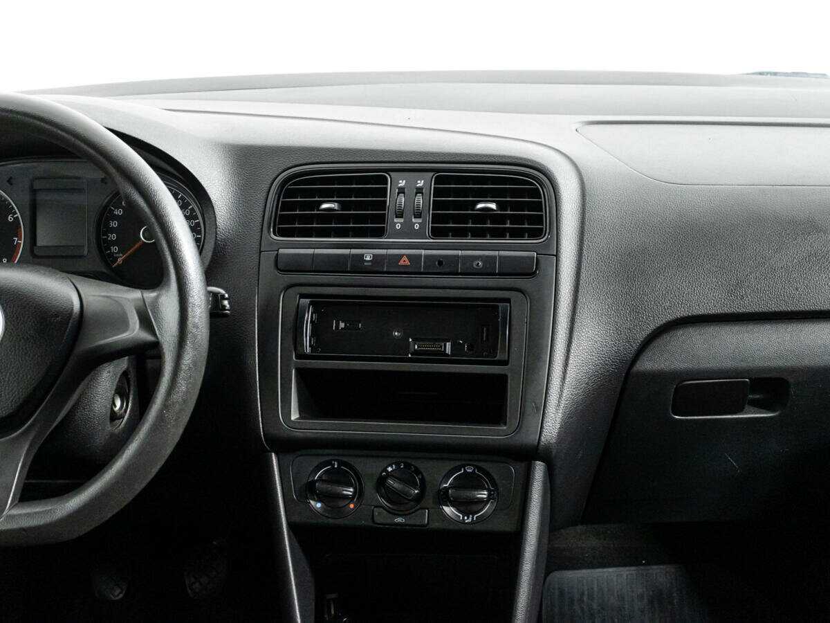 Volkswagen Polo б/у, 2017, Механическая. Фото: #13