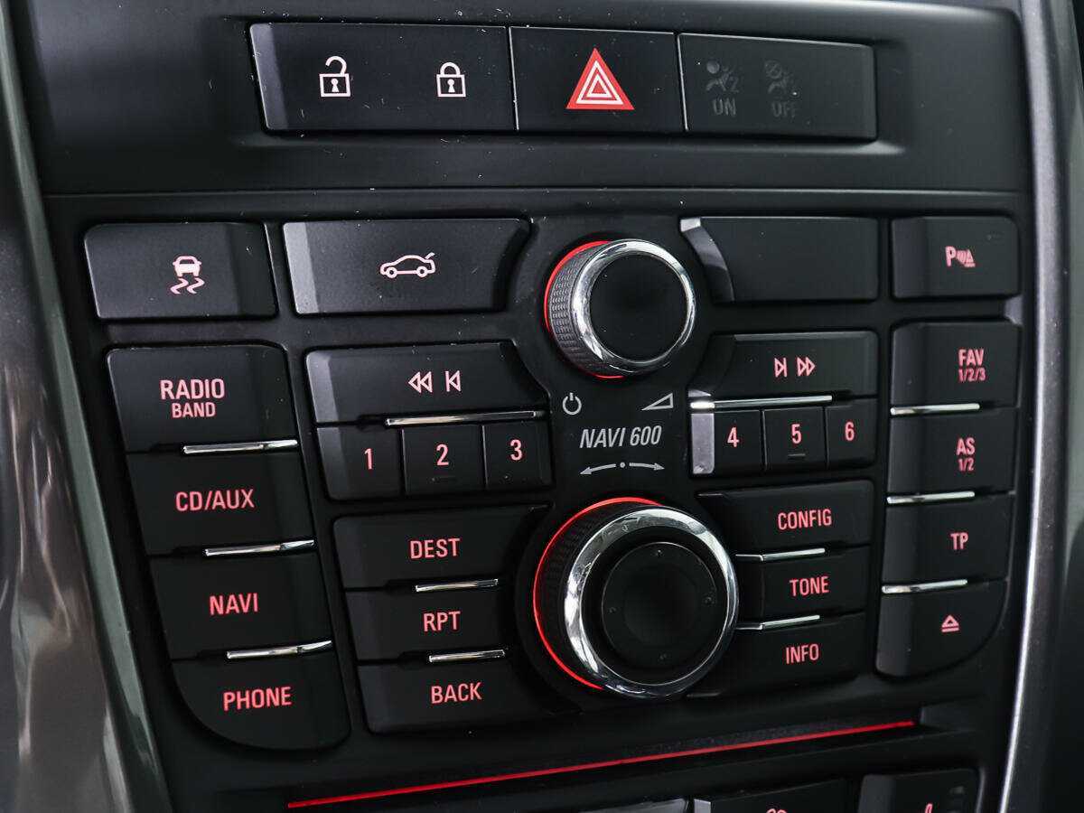 Opel Astra б/у, 2013, Автоматическая. Фото: #17