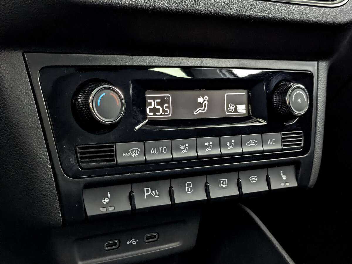 Volkswagen Polo б/у, 2021, Автоматическая. Фото: #14