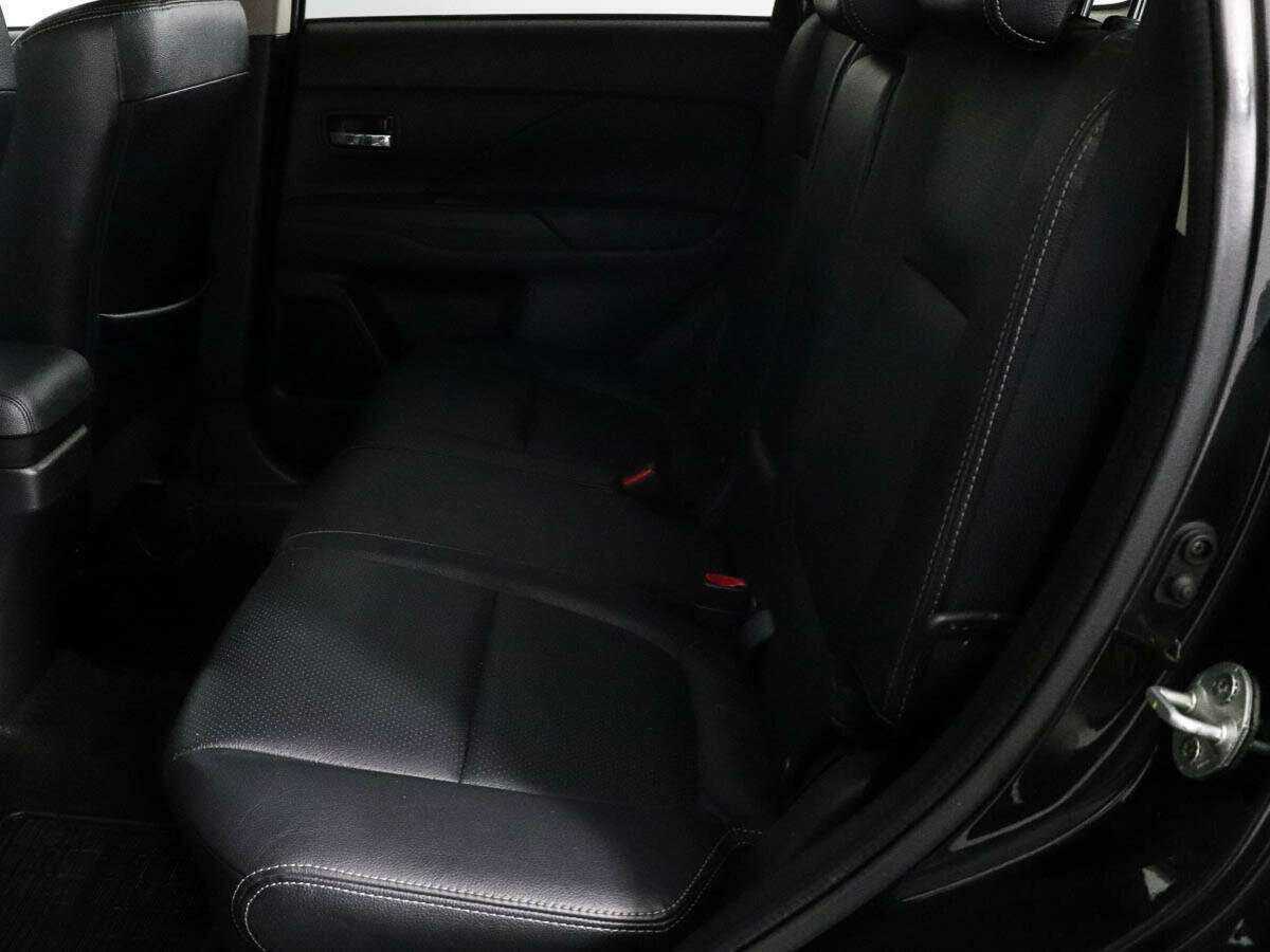 Mitsubishi Outlander б/у, 2015, Вариатор. Фото: #7