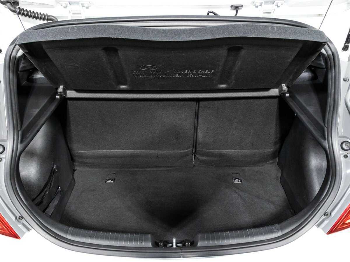 Hyundai Solaris б/у, 2016, Автоматическая. Фото: #8