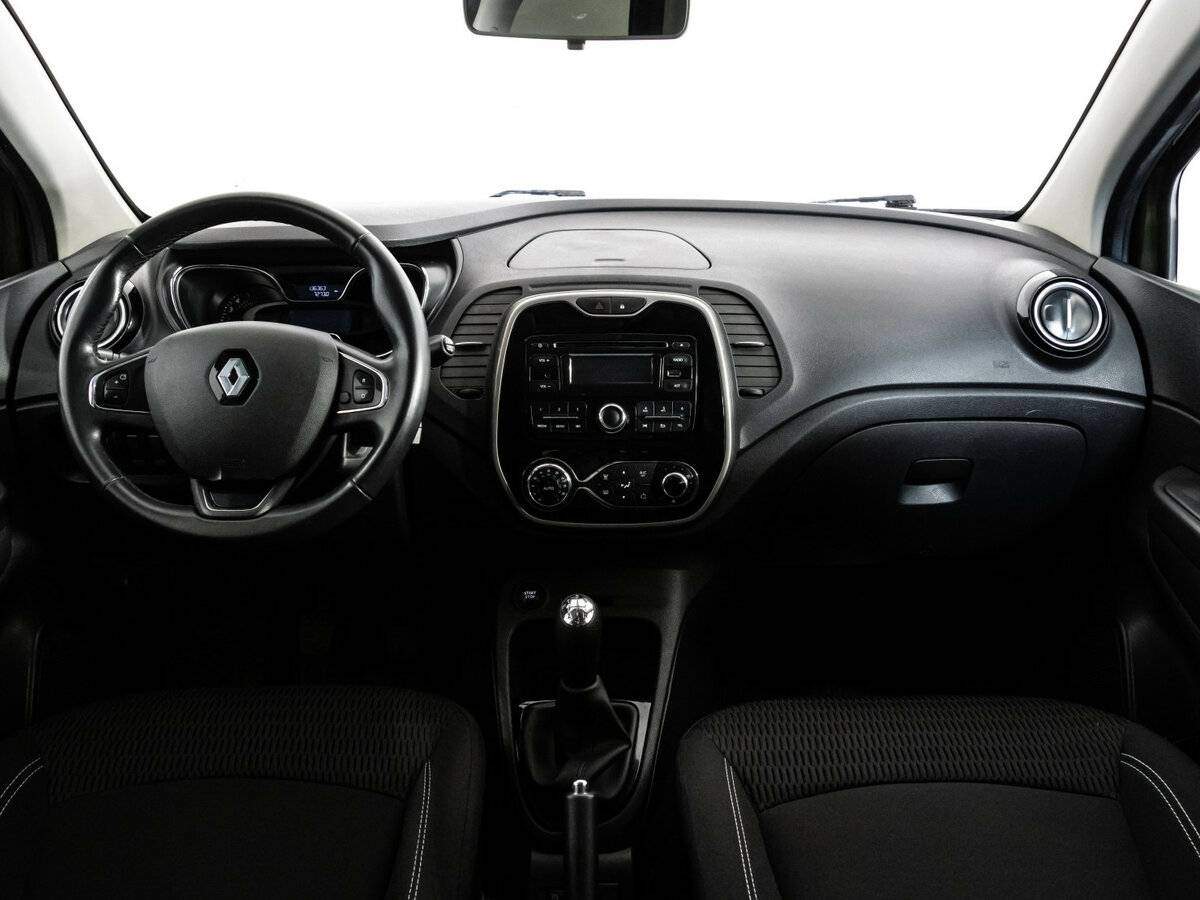 Renault Kaptur б/у, 2017, Механическая. Фото: #7