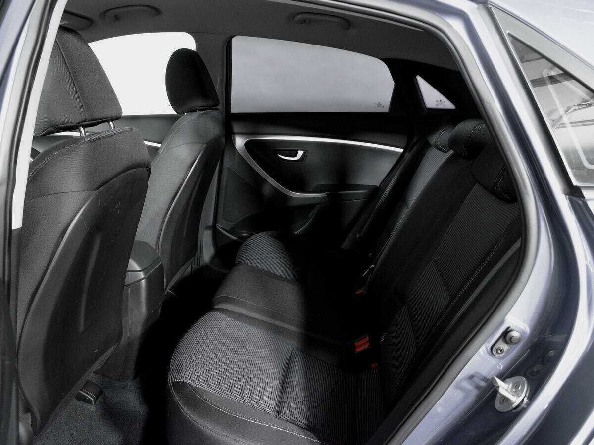 Hyundai i30 б/у, 2014, Автоматическая. Фото: #9