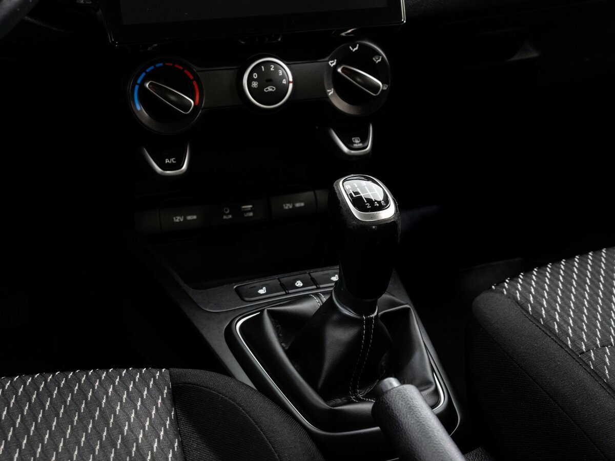 Kia Rio б/у, 2017, Механическая. Фото: #8