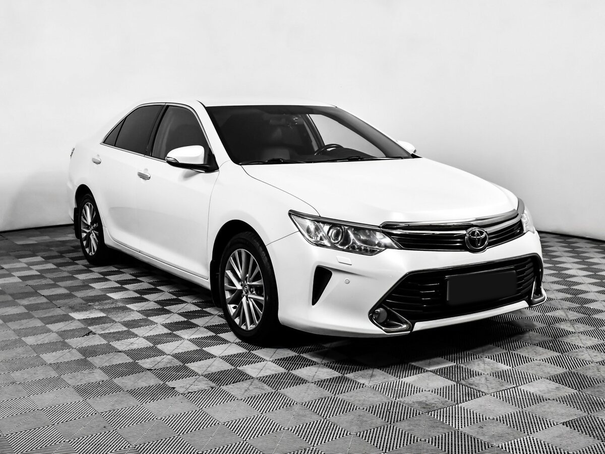 Toyota Camry б/у, 2016, Автоматическая. Фото: #2