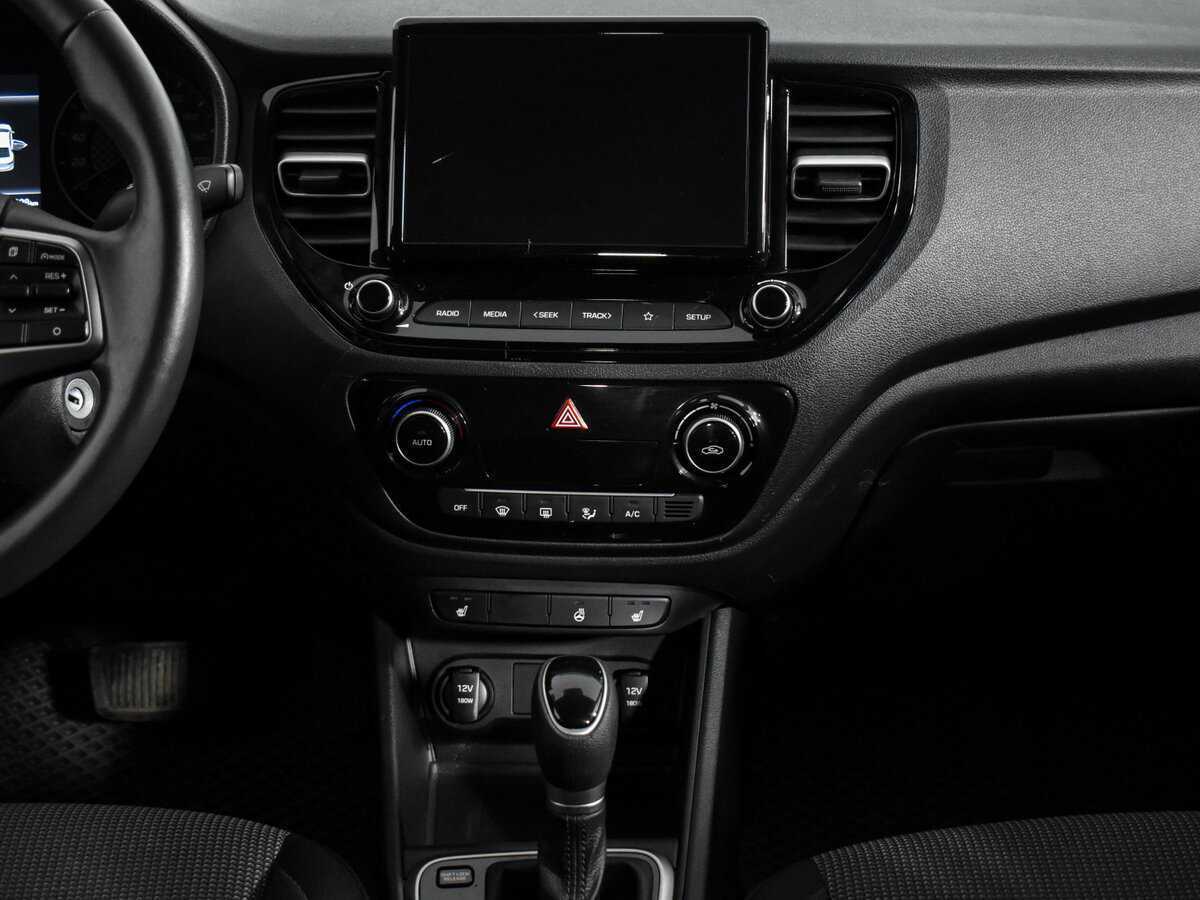 Hyundai Solaris б/у, 2020, Автоматическая. Фото: #12