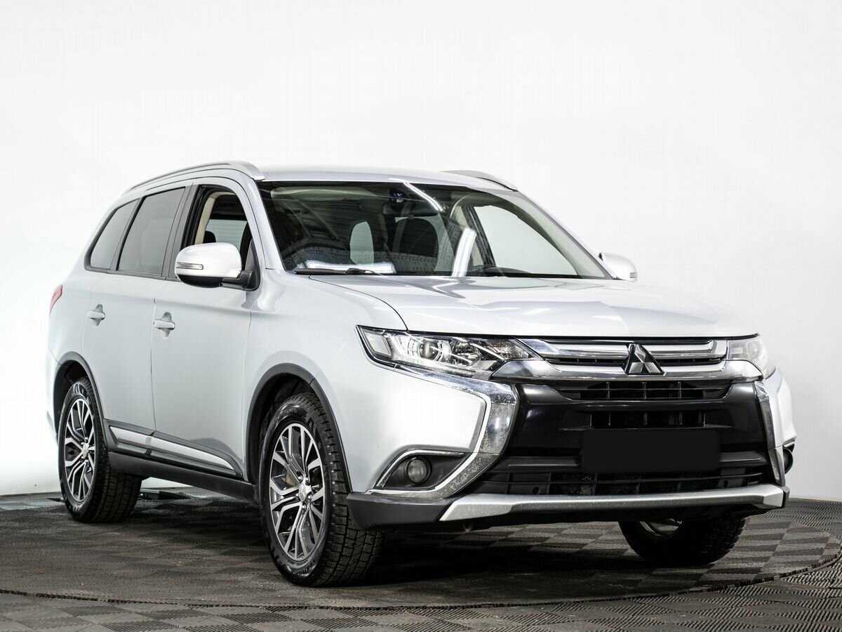 Mitsubishi Outlander б/у, 2018, Вариатор. Фото: #2