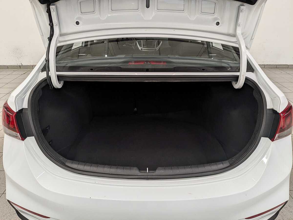 Hyundai Solaris б/у, 2019, Автоматическая. Фото: #9