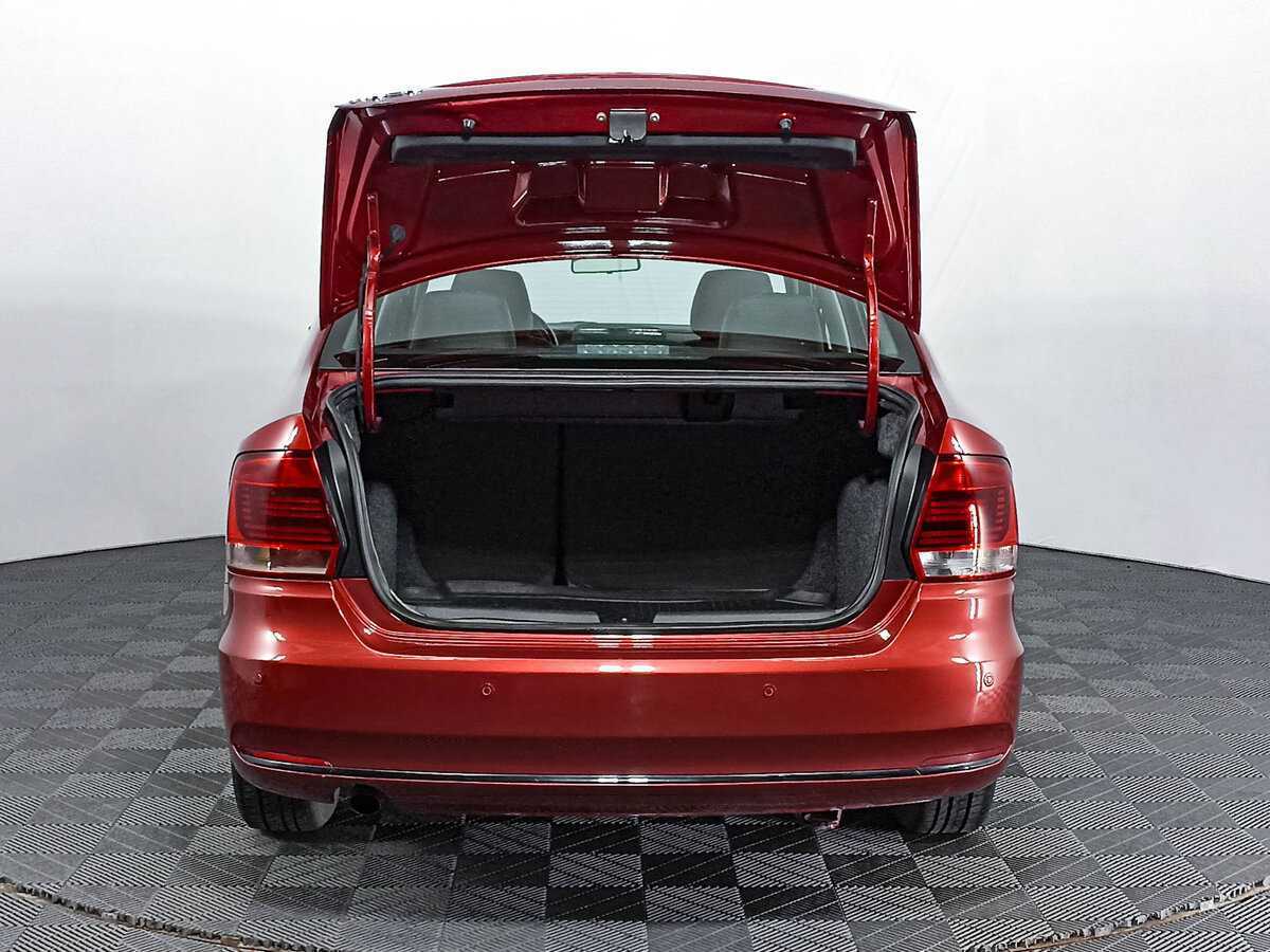 Volkswagen Polo б/у, 2016, Автоматическая. Фото: #9