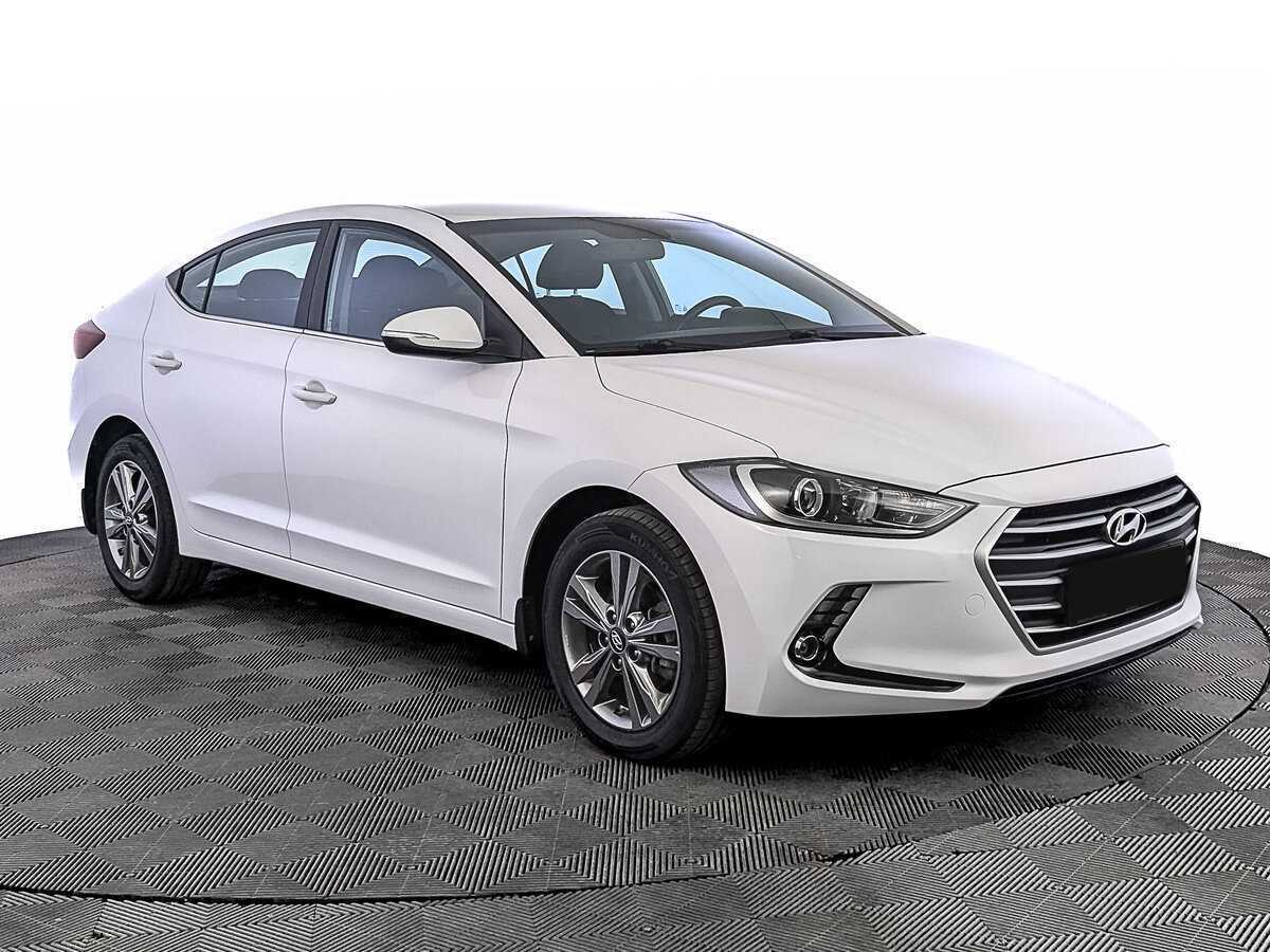Hyundai Elantra б/у, 2018, Автоматическая. Фото: #2