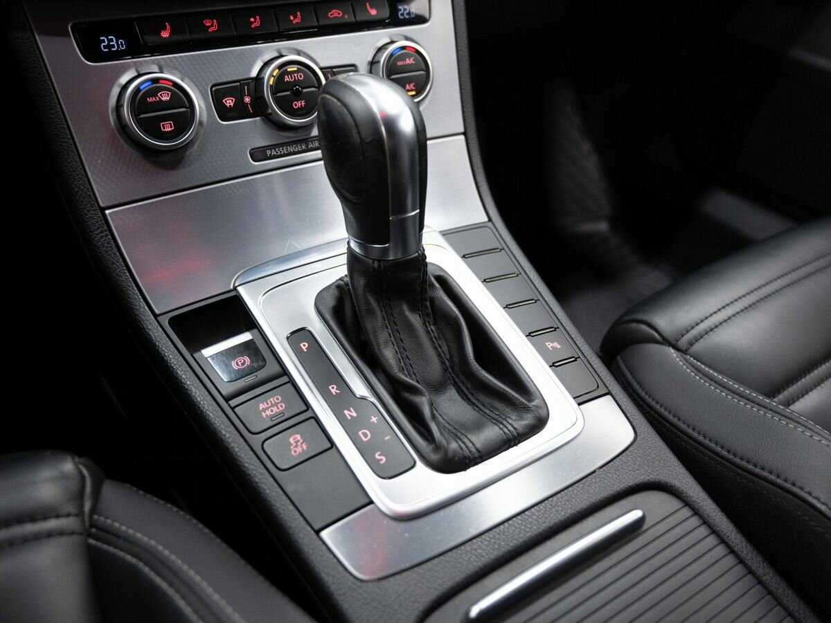 Volkswagen Passat CC б/у, 2013, Роботизированная. Фото: #23