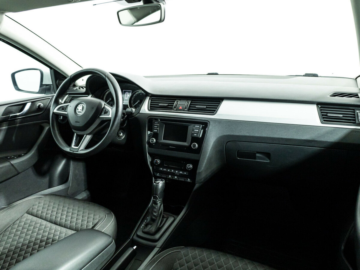 Skoda Rapid б/у, 2016, Роботизированная. Фото: #8