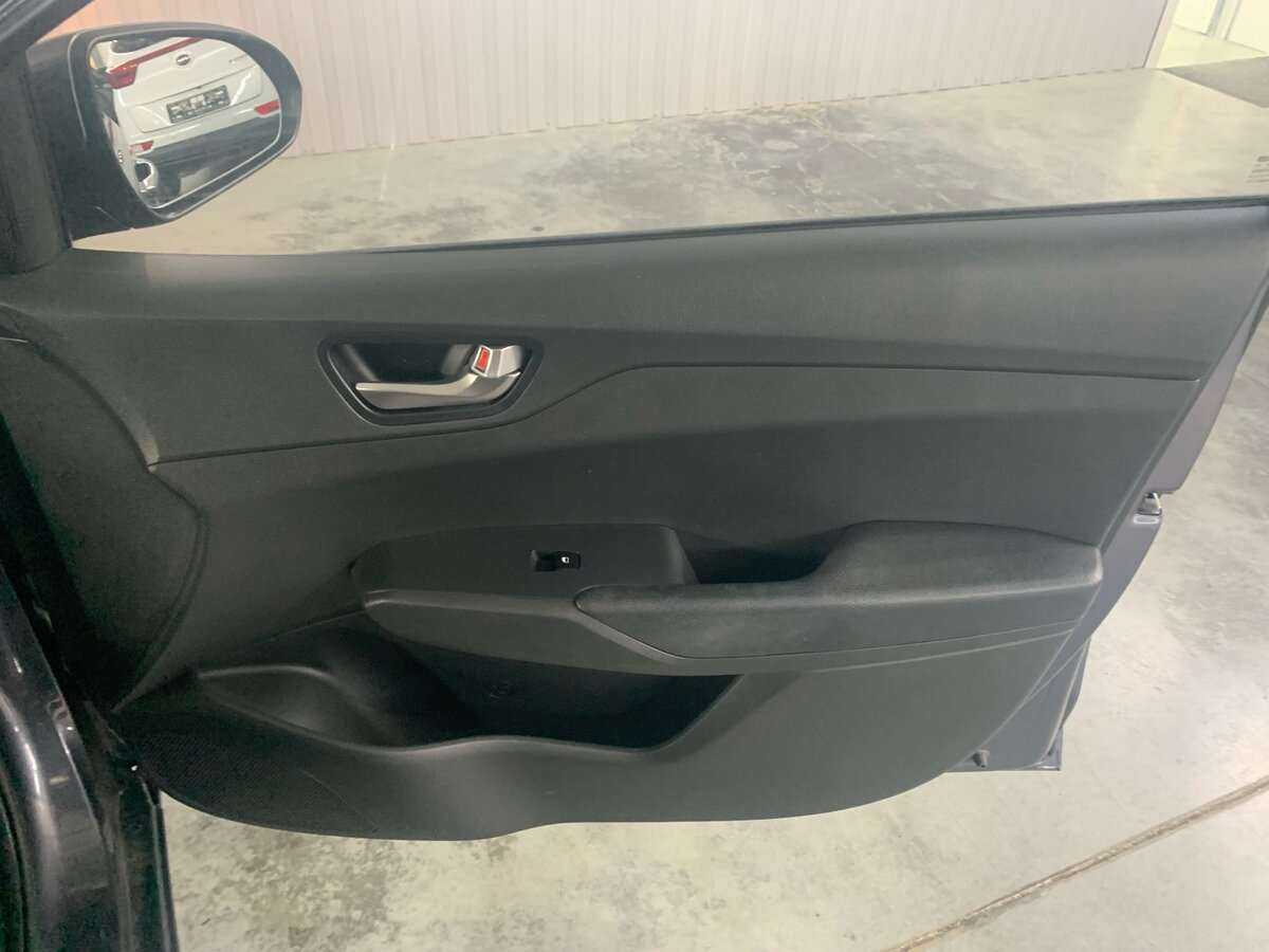 Hyundai Solaris б/у, 2021, Автоматическая. Фото: #20