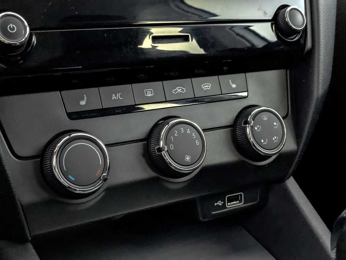 Skoda Octavia б/у, 2019, Автоматическая. Фото: #20