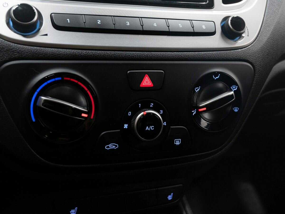 Hyundai Solaris б/у, 2019, Механическая. Фото: #21